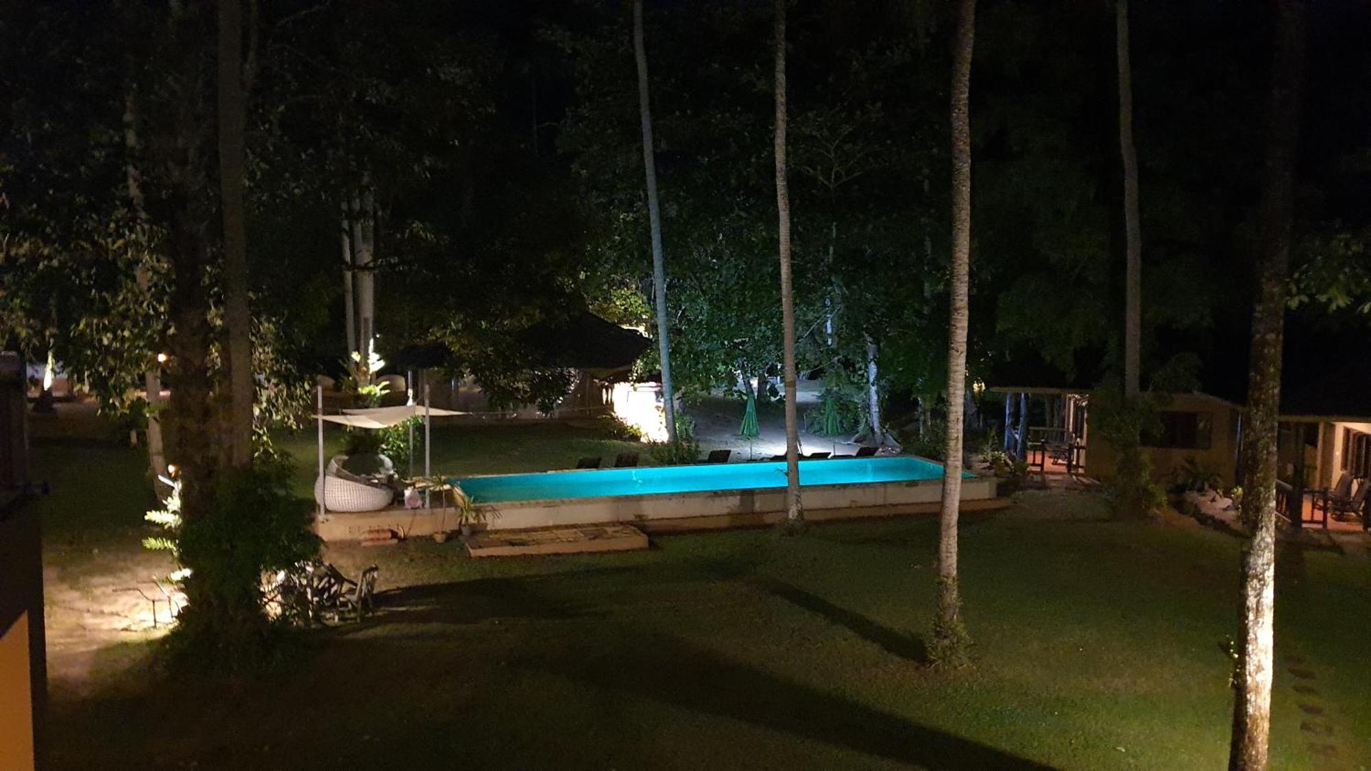Melina Beach Front Bungalows Tha Lane Bay Екстер'єр фото