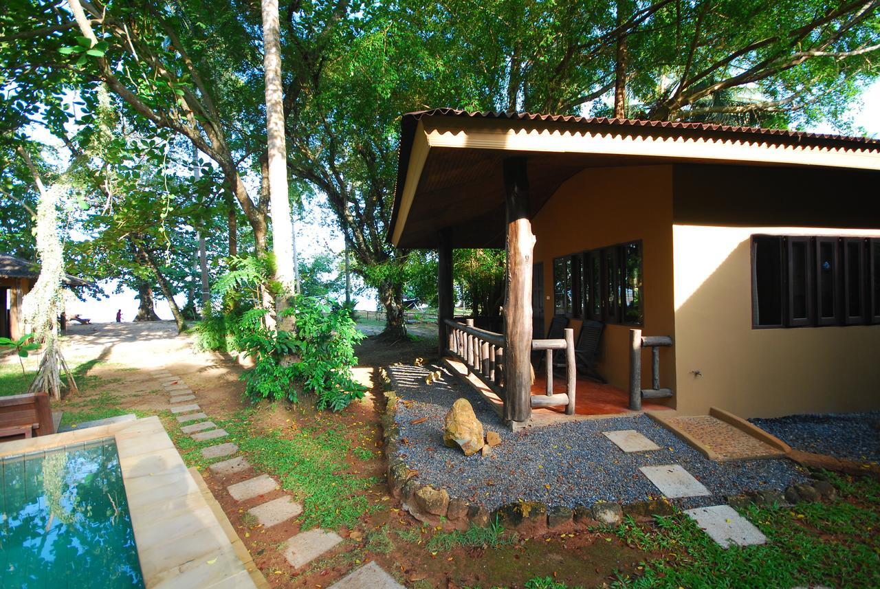 Melina Beach Front Bungalows Tha Lane Bay Екстер'єр фото